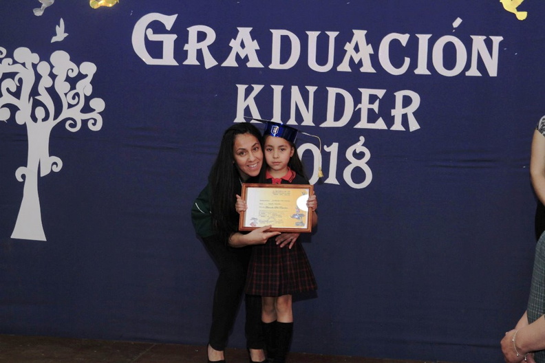 Graduación de alumnos de Kinder fue realizada en la Escuela José Toha Soldevilla 18-12-2018 (44).jpg