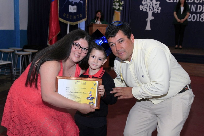 Graduación de alumnos de Kinder fue realizada en la Escuela José Toha Soldevilla 18-12-2018 (59).jpg