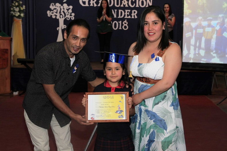 Graduación de alumnos de Kinder fue realizada en la Escuela José Toha Soldevilla 18-12-2018 (62).jpg