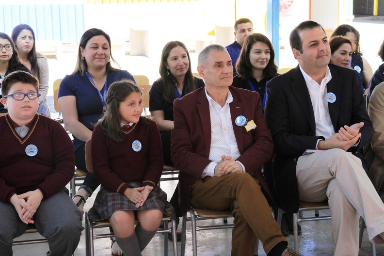 Inauguración de clínica dental móvil fue realizada en la Escuela Puerta de la Cordillera 20-12-2018 (7).jpg