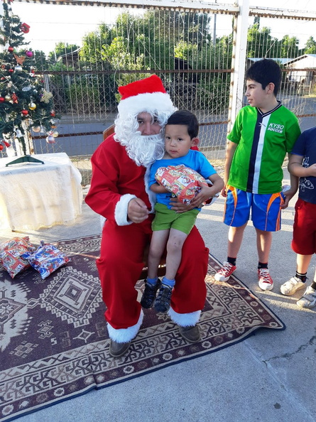 Entrega de Juguetes de Navidad fue realizada en la Villa Padre Hurtado y en la Villa Manuel Rodríguez 21-12-2018 (24)
