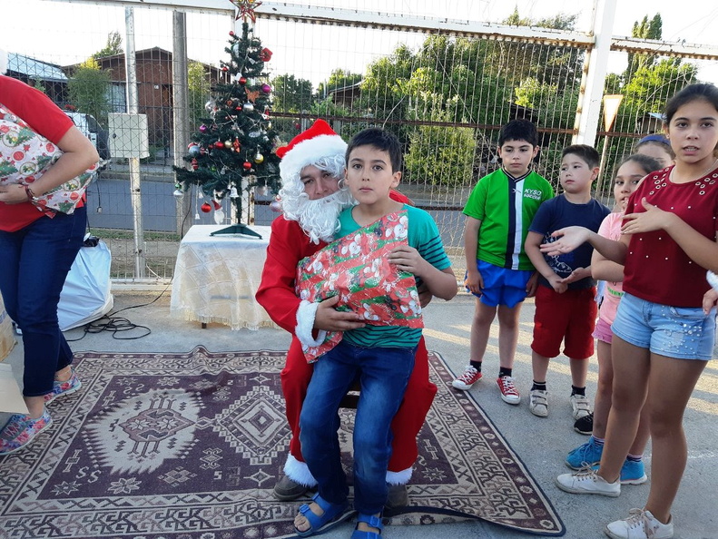 Entrega de Juguetes de Navidad fue realizada en la Villa Padre Hurtado y en la Villa Manuel Rodríguez 21-12-2018 (28)