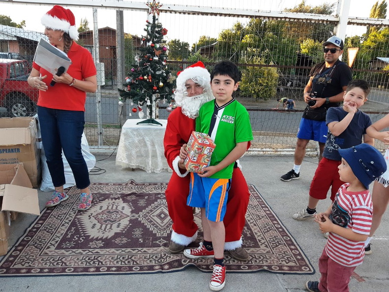 Entrega de Juguetes de Navidad fue realizada en la Villa Padre Hurtado y en la Villa Manuel Rodríguez 21-12-2018 (33)