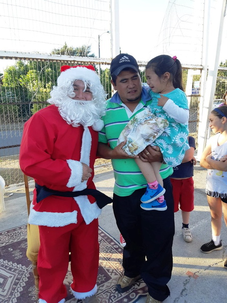 Entrega de Juguetes de Navidad fue realizada en la Villa Padre Hurtado y en la Villa Manuel Rodríguez 21-12-2018 (64)
