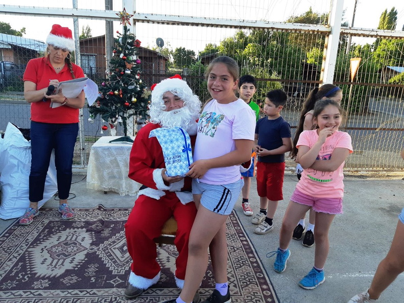 Entrega de Juguetes de Navidad fue realizada en la Villa Padre Hurtado y en la Villa Manuel Rodríguez 21-12-2018 (124)
