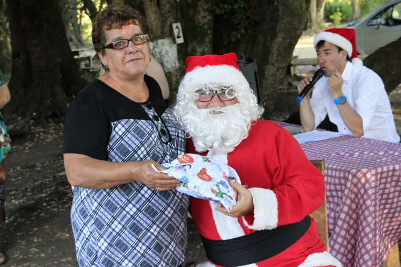 Entrega de regalos de navidad fue realizada en El Rosal y Las Trancas 22-12-2018 (22).jpg