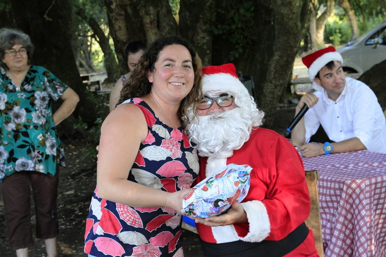 Entrega de regalos de navidad fue realizada en El Rosal y Las Trancas 22-12-2018 (49)