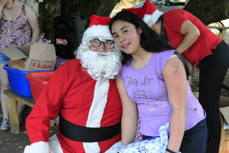 Entrega de regalos de navidad fue realizada en El Rosal y Las Trancas 22-12-2018 (92).jpg