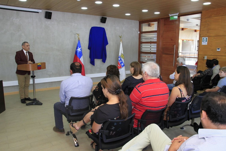 Sala del Concejo de la Municipalidad llevará el nombre del ex Alcalde don Víctor Ortiz Tapia 04-01-2019 (4)