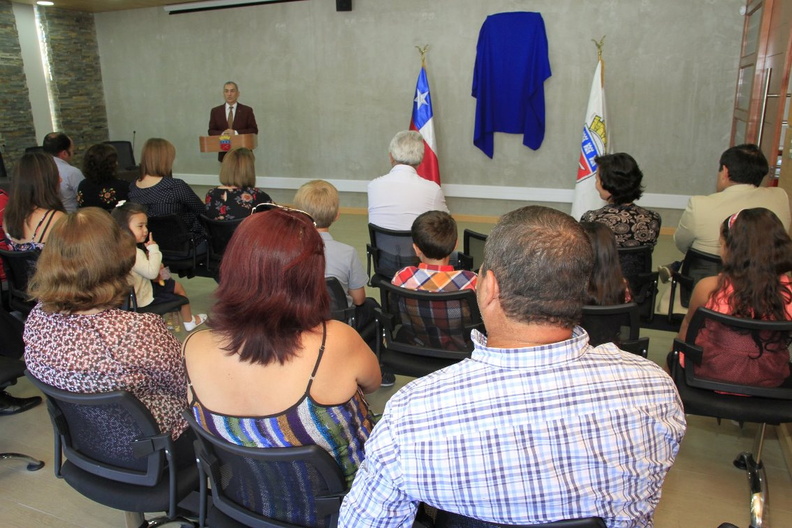 Sala del Concejo de la Municipalidad llevará el nombre del ex Alcalde don Víctor Ortiz Tapia 04-01-2019 (7)