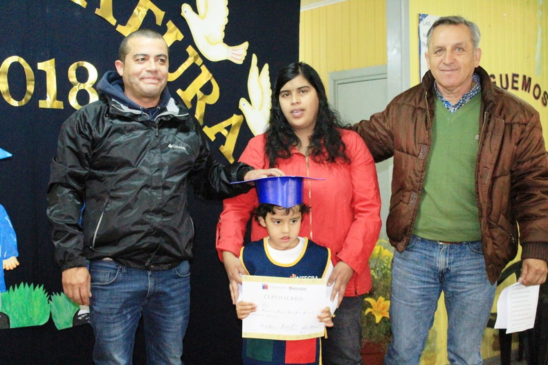 Licenciatura de egreso medio mayor fue realizada en el jardín infantil Petetin 09-01-2019 (11).jpg