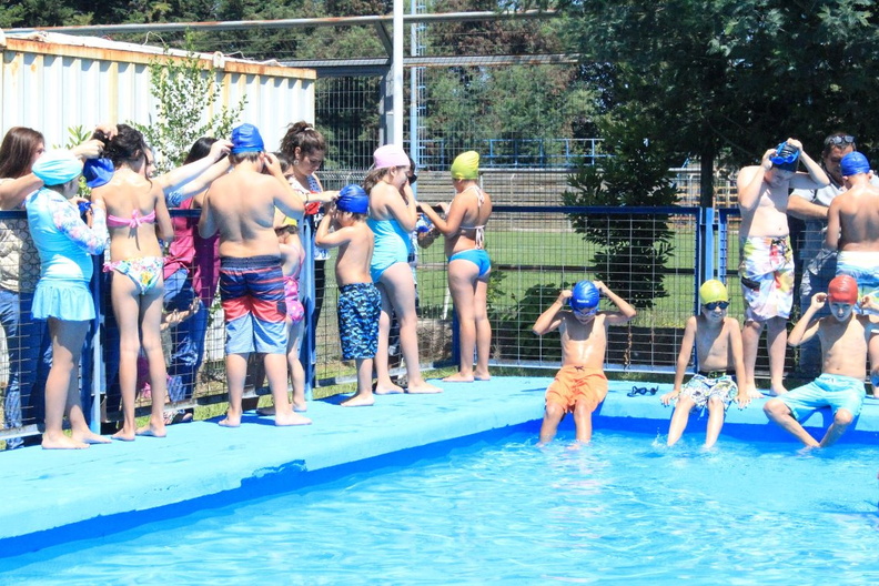 Clases de natación para niños de 7 a 11 años 15-01-2019 (8).jpg