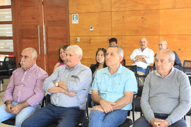 SUBDERE realizó entrega oficial a la Municipalidad de Pinto de tres resoluciones de asignación de recursos 15-01-2019 (3).jpg