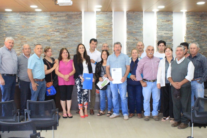 SUBDERE realizó entrega oficial a la Municipalidad de Pinto de tres resoluciones de asignación de recursos 15-01-2019 (17)