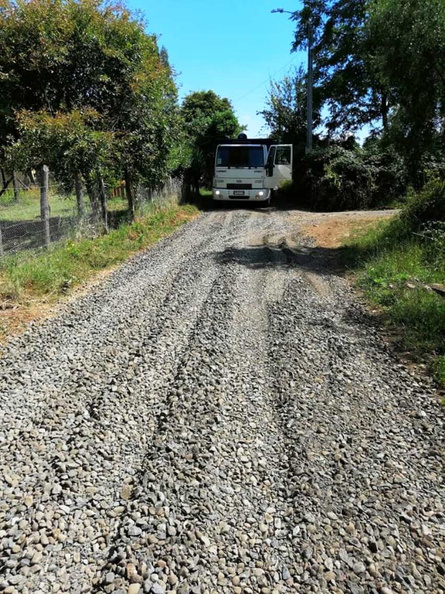 Nuevas reparaciones de caminos en Pinto 17-01-2019 (5)