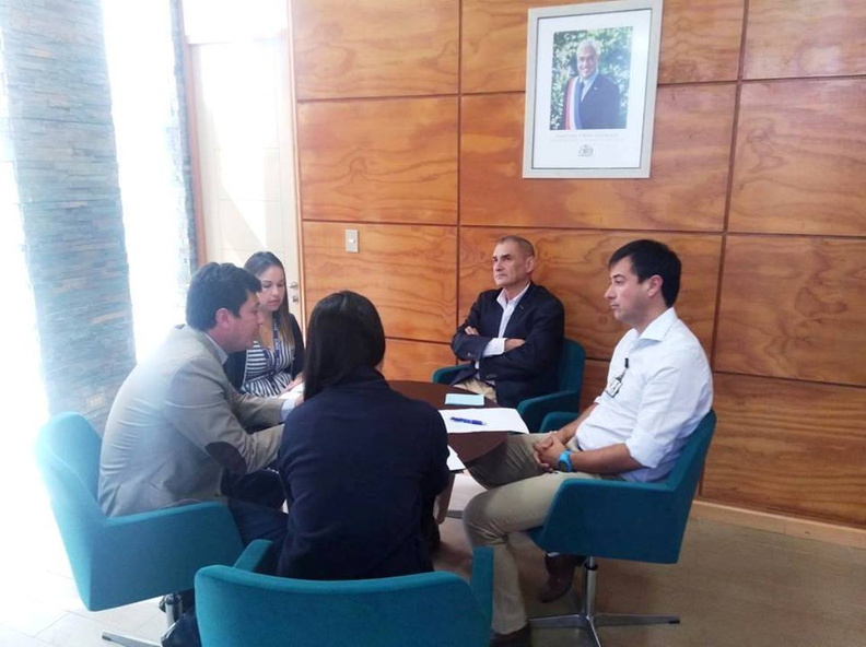 SENCE Ñuble e I. Municipalidad de Pinto sostuvieron reunión para coordinar nuevas ferias y empleos 28-01-2019 (3).jpg