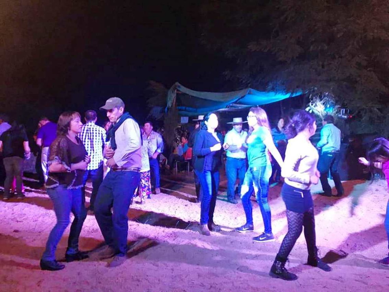 Gran bingo bailable organizado por la junta de vecinos del sector Pedernales 29-01-2019 (6)