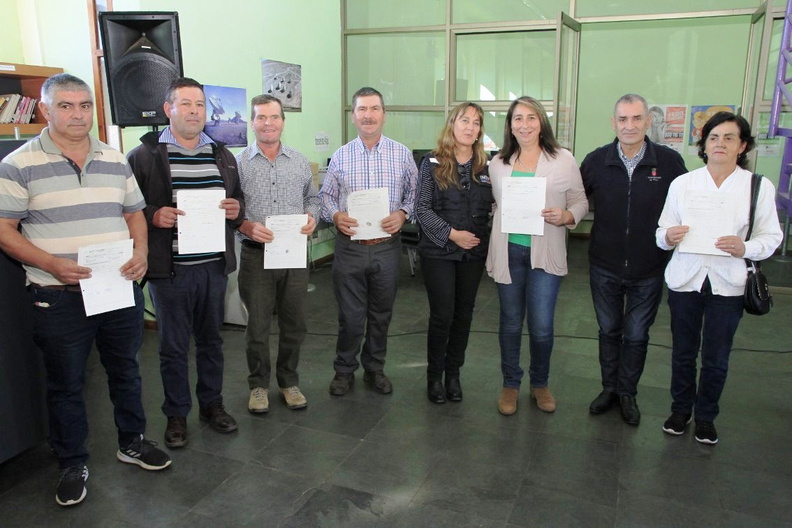 Entrega de Incentivos Praderas Suplementarias y Forraje para 51 agricultores de Pinto 05-04-2019 (18)