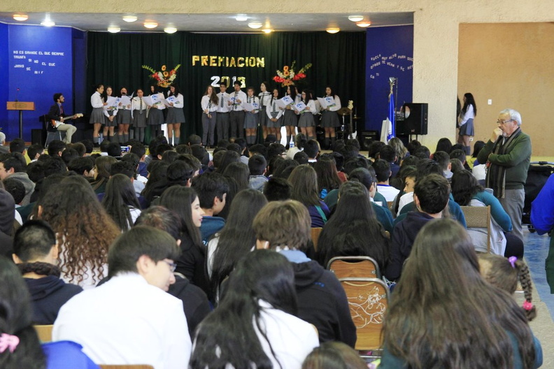 Premiación de los alumnos más destacados del 2018 del Liceo José Manuel Pinto Arias 10-04-2019 (18)
