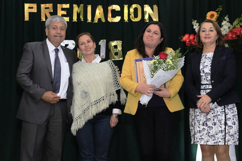 Premiación de los alumnos más destacados del 2018 del Liceo José Manuel Pinto Arias 10-04-2019 (27)