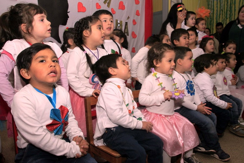 Jardín Infantil Petetín celebró el Día de la Madre 10-05-2019 (4).jpg
