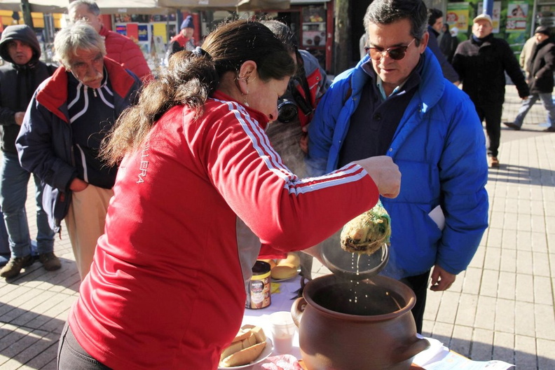 Punto de prensa fue realizado en la ciudad de Chillán para publicitar la “Fiesta del Estofado” 18-07-2019 (8)