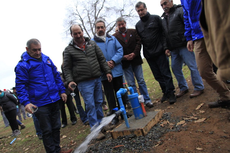 Inauguración de los pozos para soluciones individuales de Agua del Cardal 30-07-19 (10)