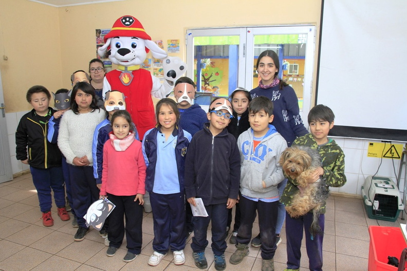 Charla sobre Tenencia Responsable de Mascotas fue realizada en la Escuela Juan Jorge 21-08-2019 (23).jpg