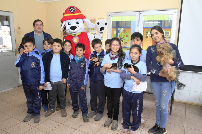 Charla sobre Tenencia Responsable de Mascotas fue realizada en la Escuela Juan Jorge 21-08-2019 (24)