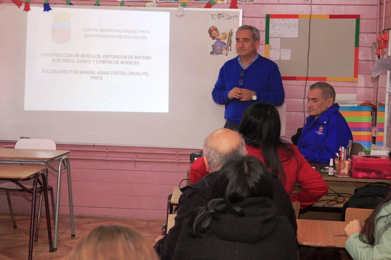 Construcción de módulos darán solución al pasado incendio que afecto la escuela Héctor Manuel Arias Cortés 11-09-2019 (5)