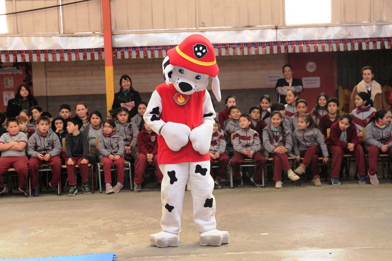Charla masiva sobre Tenencia Responsable de Mascotas fue realizada en la escuela Puerta de la Cordillera 11-09-2019 (27).jpg