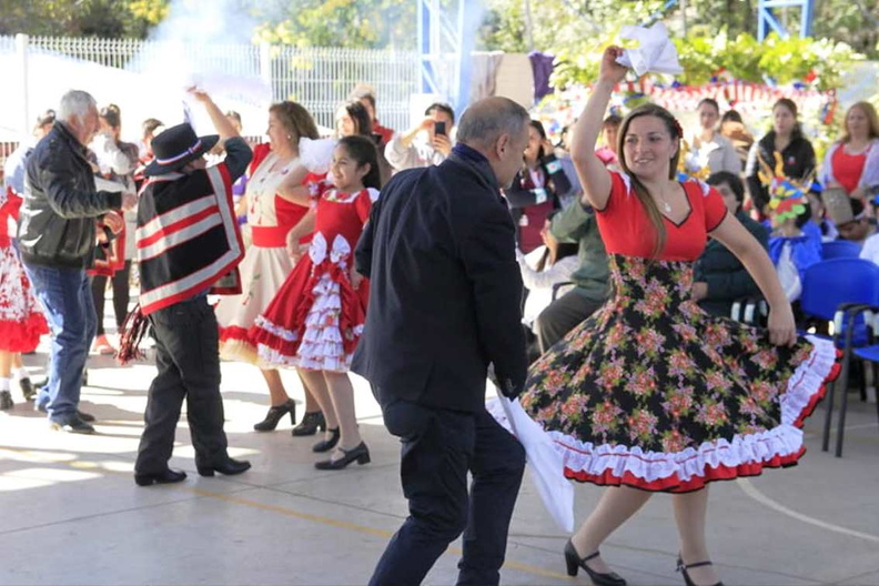 Escuela Javier Jarpa Sotomayor de Los Lleuques celebró Fiestas Patrias 14-09-2019 (21)