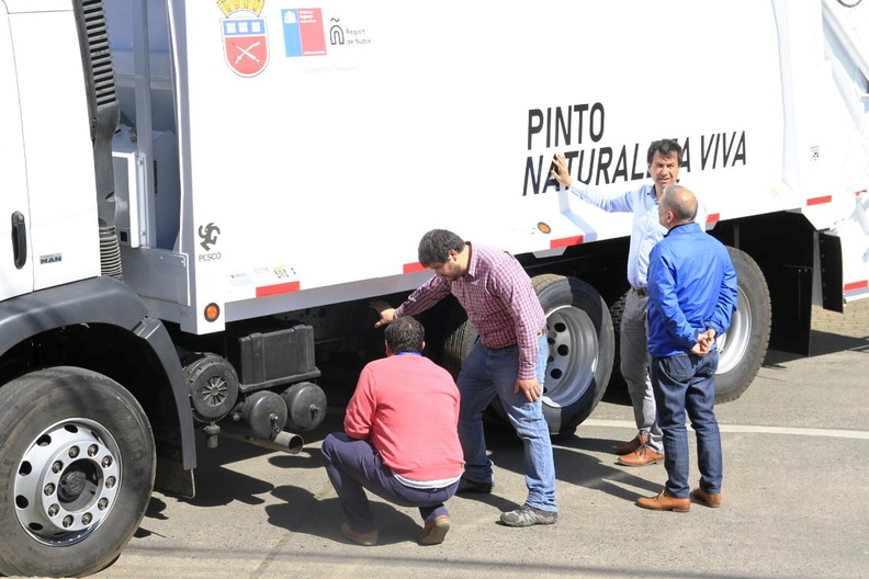 Pinto recibió la entrega de dos nuevos camiones recolectores de basura de alta tecnología 23-09-2019 (17).jpg