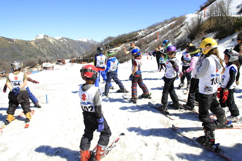 Finaliza escuela de Ski Municipal para niños y niñas de la comuna 26-09-2019 (6)