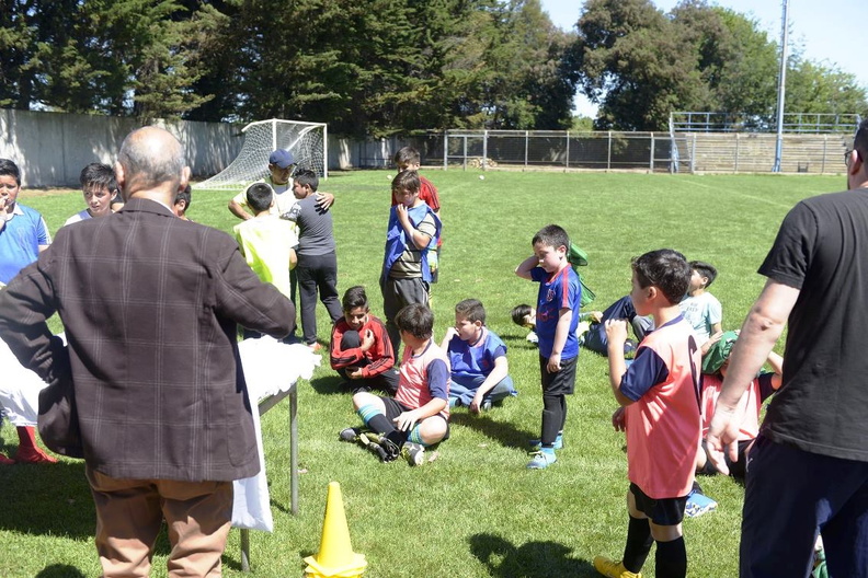 Implementación deportiva a la escuela de fútbol de Pinto 11-11-2019 (18)