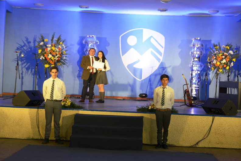 Ceremonia de Licenciatura de 4° medios del Liceo José Manuel Pinto 13-11-2019 (32)