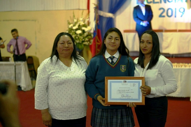Licenciatura de cuartos medios del colegio Francisco de Asís 19-11-2019 (1).jpg