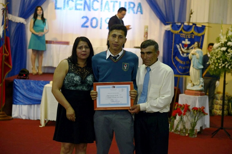 Licenciatura de cuartos medios del colegio Francisco de Asís 19-11-2019 (67).jpg