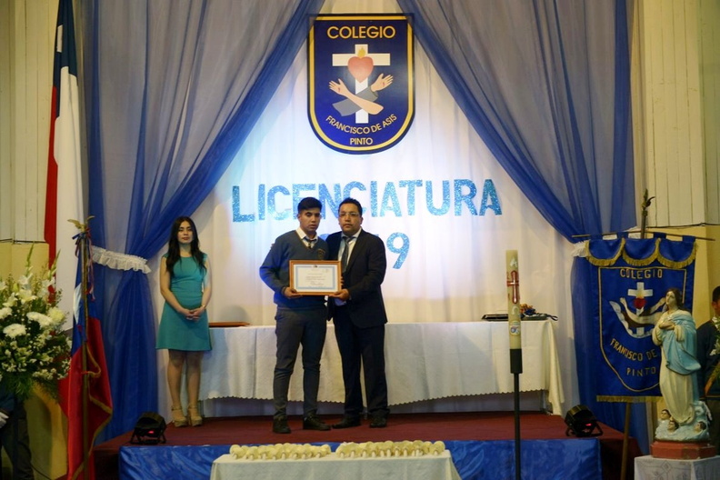 Licenciatura de cuartos medios del colegio Francisco de Asís 19-11-2019 (151).jpg