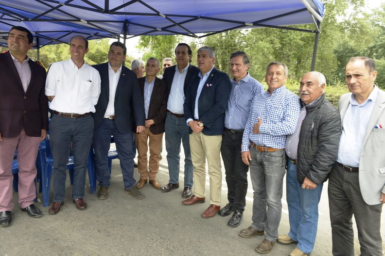 Inauguración de 10,6 km de pavimento que unen las comunas de Pinto y Coihueco 02-12-2019 (36).jpg