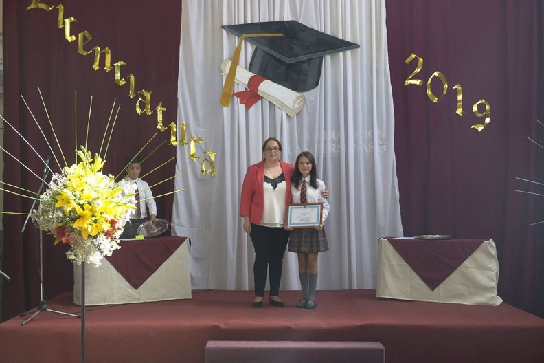 Licenciatura de 8° Básico de la Escuela Puerta de la Cordillera 18-12-2019 (21)