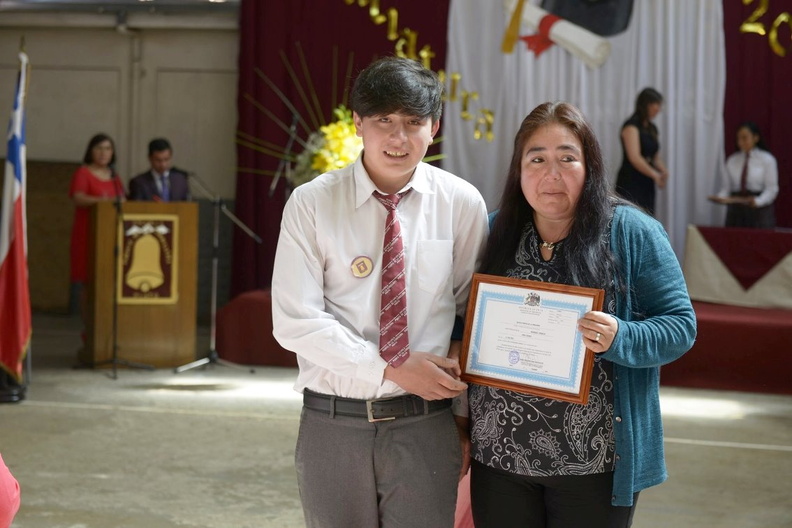 Licenciatura de 8° Básico de la Escuela Puerta de la Cordillera 18-12-2019 (54)