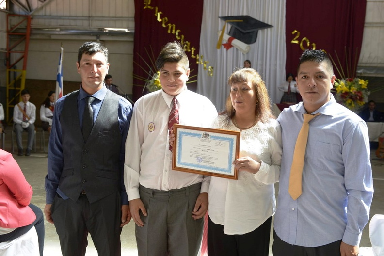 Licenciatura de 8° Básico de la Escuela Puerta de la Cordillera 18-12-2019 (157)