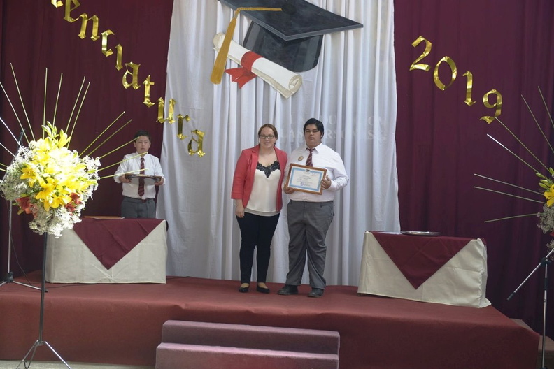 Licenciatura de 8° Básico de la Escuela Puerta de la Cordillera 18-12-2019 (229)