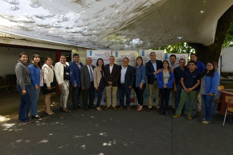 Oficinas OMIL Red Ñuble Cordillera hacen reconocimiento a sus Alcaldes 18-12-2019 (17)