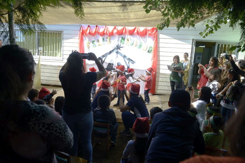 Celebración Navideña en el jardín infantil Petetin 20-12-2019 (13)