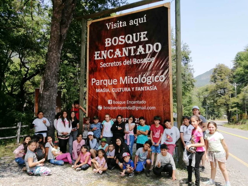 Trekkin y visita al Bosque Vivo disfrutaron los Niños(as) de la Escuela de Verano 21-01-2020 (1)