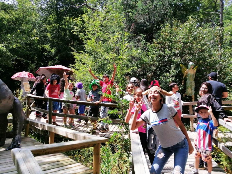 Trekkin y visita al Bosque Vivo disfrutaron los Niños(as) de la Escuela de Verano 21-01-2020 (3).jpg