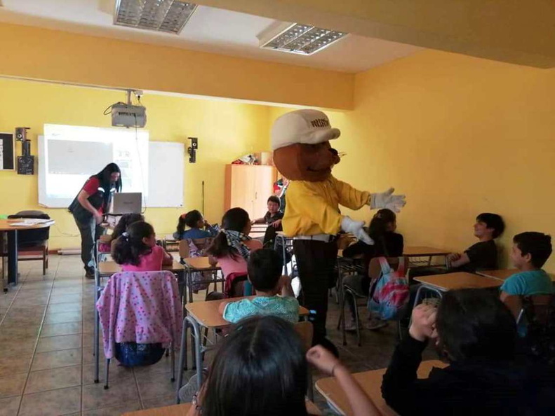 CONAF entrega capacitación a Niños(as) de la Escuela de Verano 23-01-2020 (2).jpg