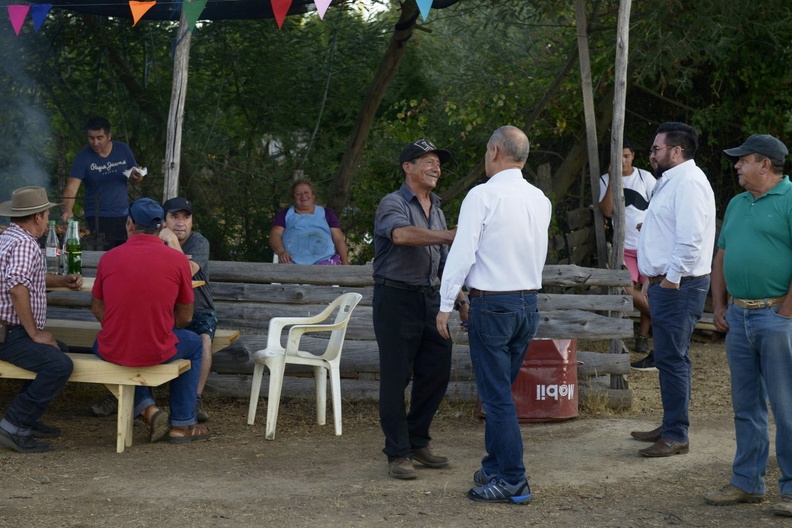 Vecinos de tejería y alrededores fueron saludados por el Alcalde en la tradicional Fiesta del Carbón 03-02-2020 (7).jpg